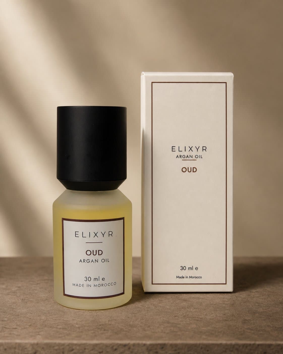Oud: bottle and carton